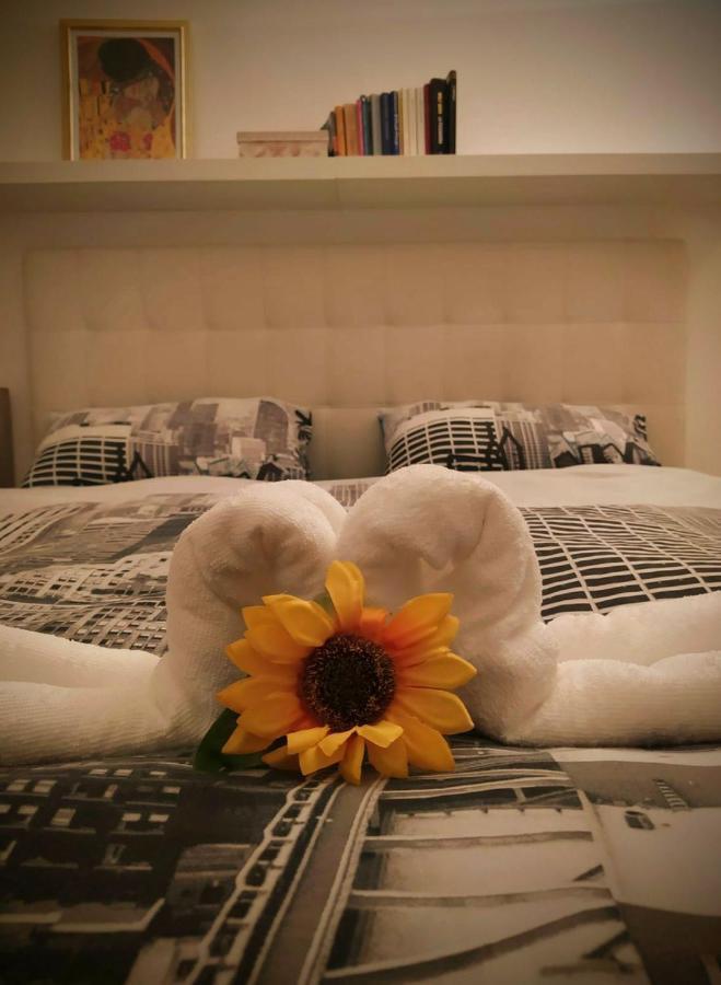 Rosy House Apartment Lodi Luaran gambar